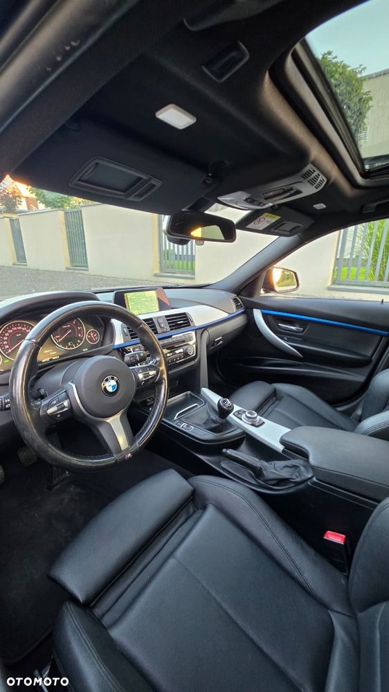 BMW Seria 3 318d M Sport Shadow - 36