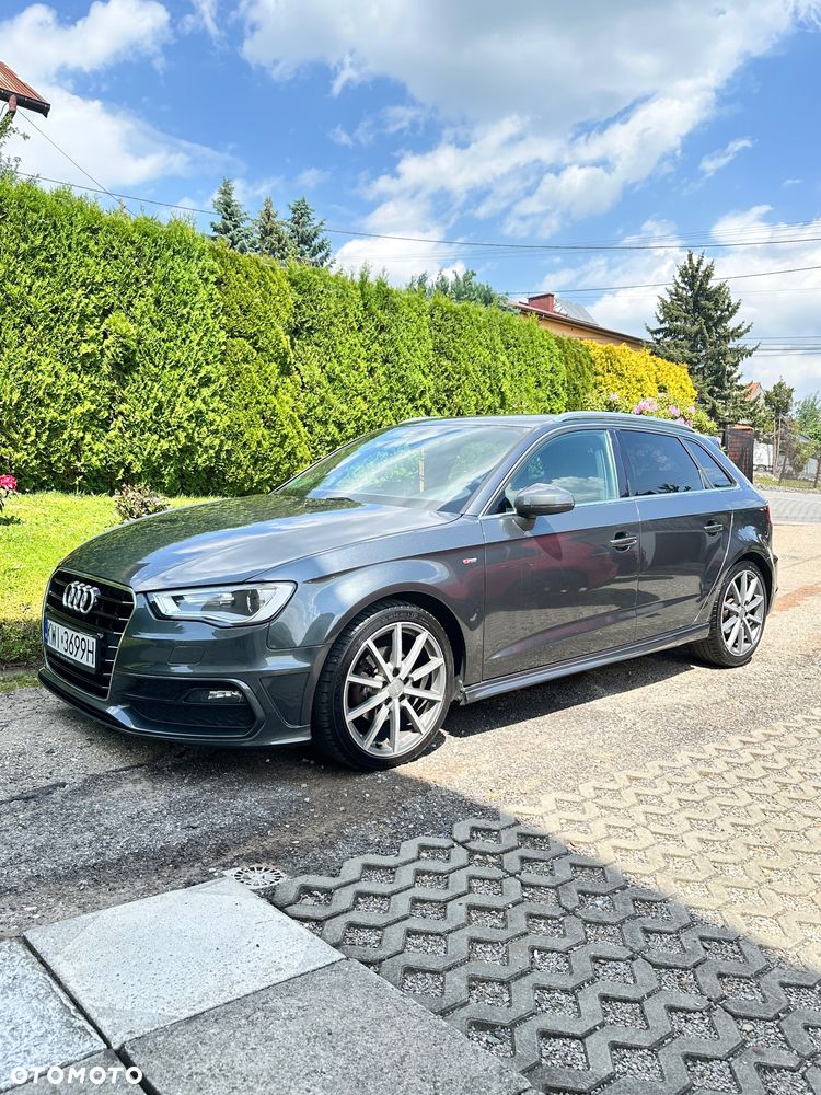 Audi A3 Sportback - 1