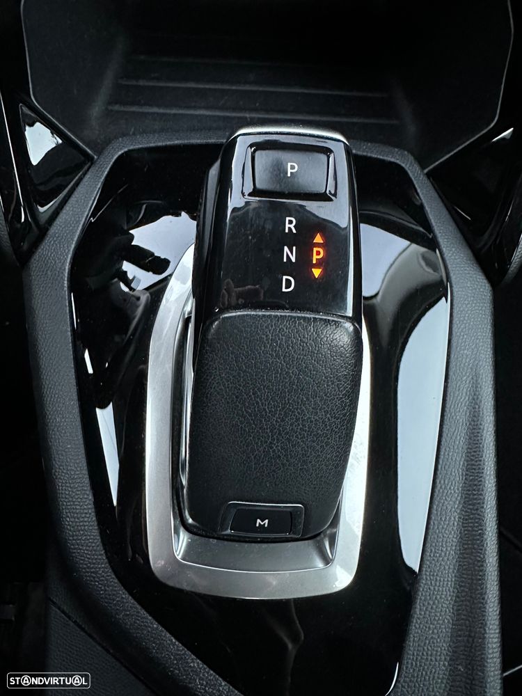 Peugeot 2008 PureTech 130 EAT8 Active - 12