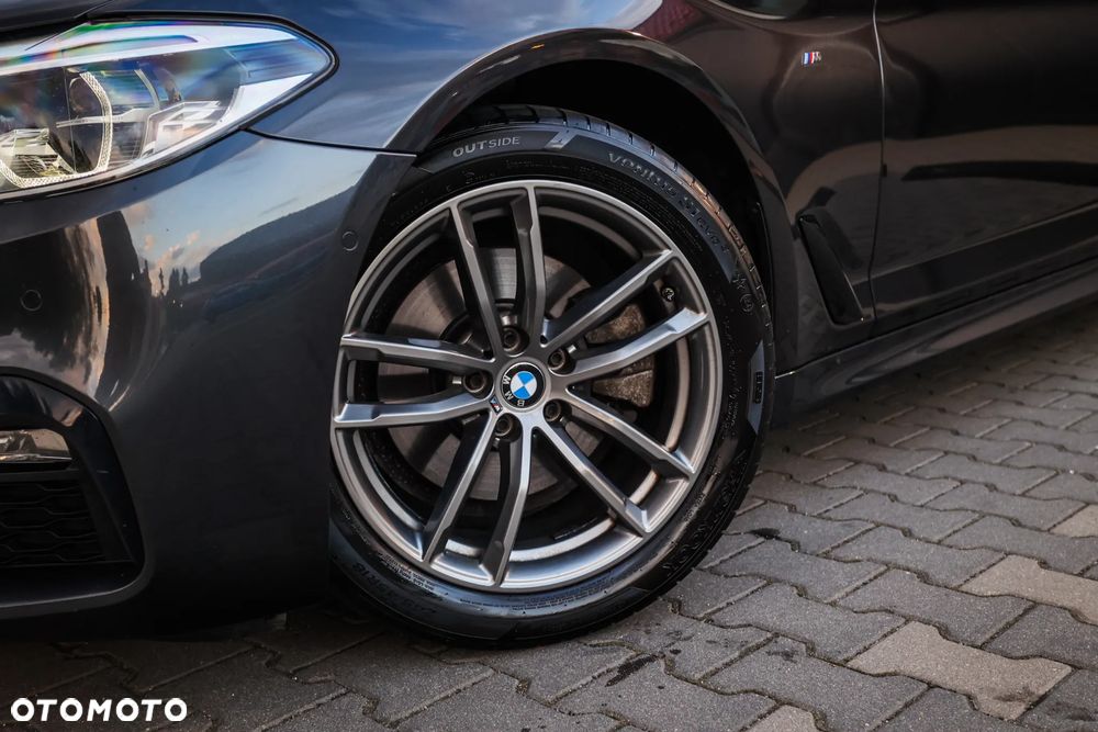 BMW Seria 5 520d xDrive M Sport sport - 8