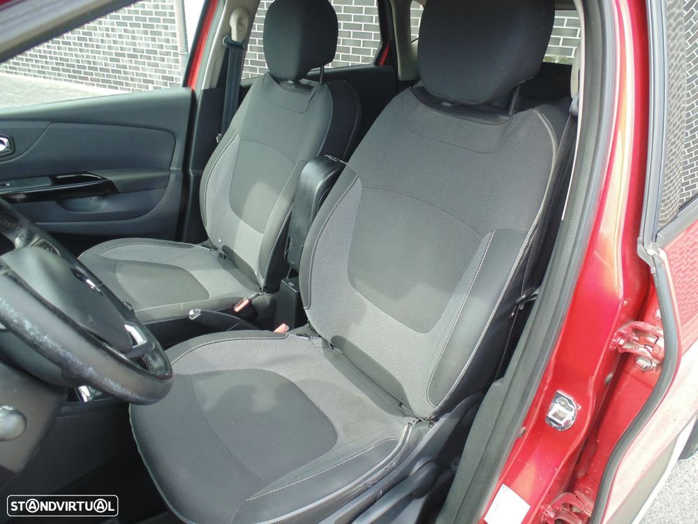 Renault Captur 0.9 TCE Exclusive - 24