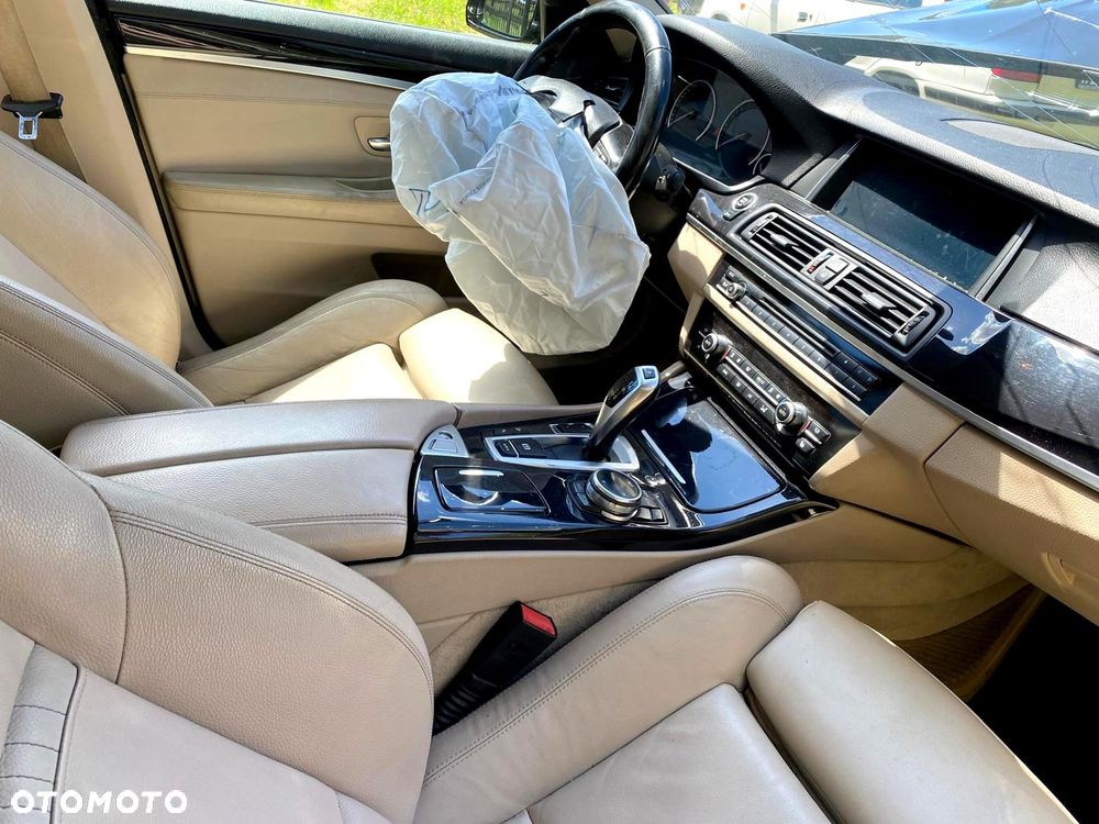 BMW Seria 5 520d xDrive Luxury Line - 6