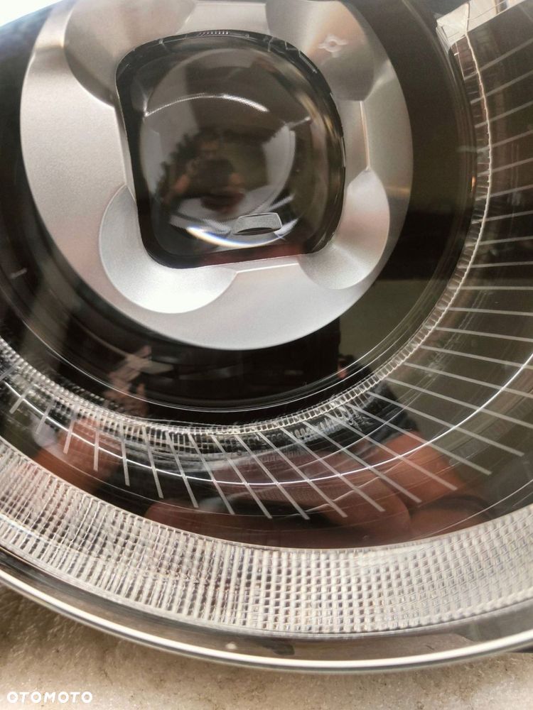 Land Rover Defender MATRIX LED Przód strona prawa L8B213W029HG - 3