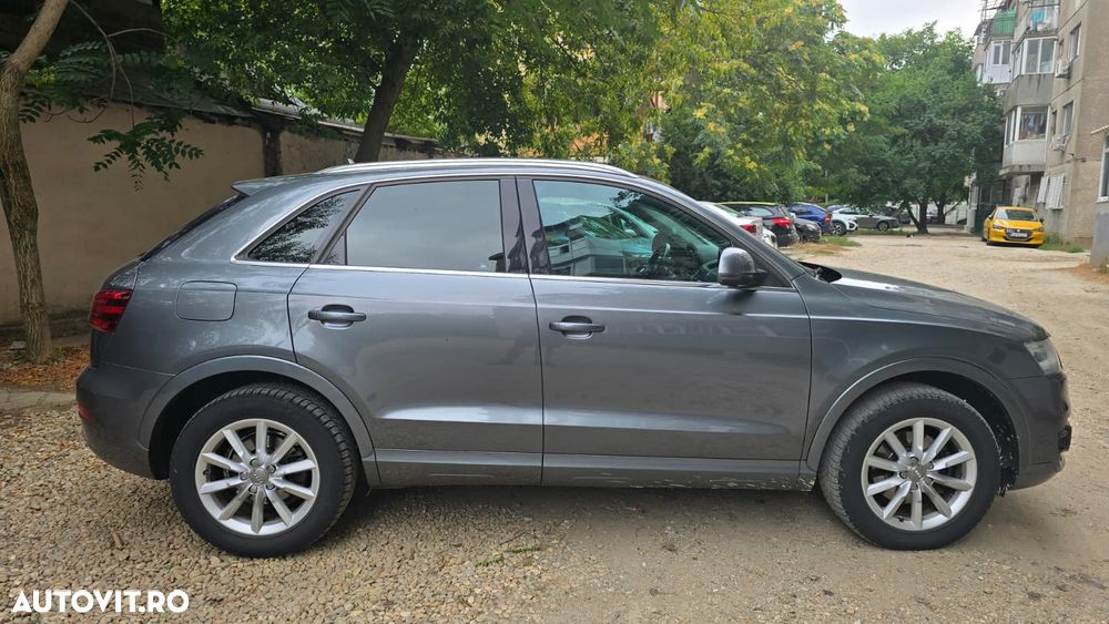 Audi Q3 2.0 TDI Quattro S tronic - 3
