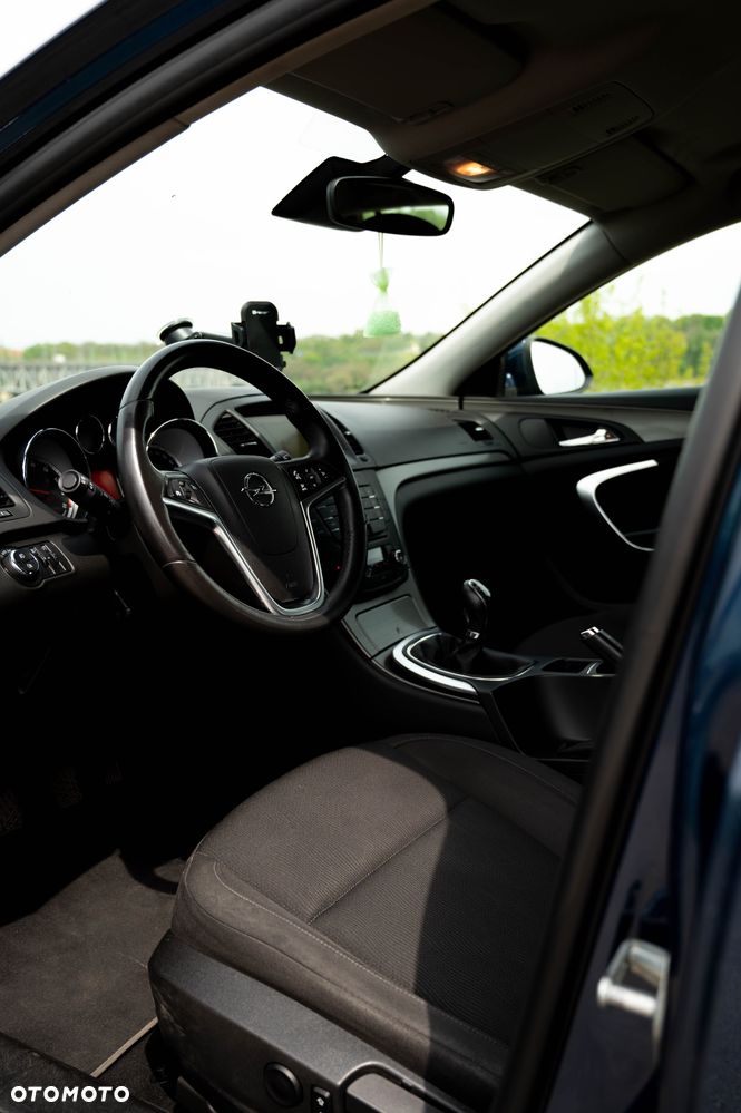 Opel Insignia - 9