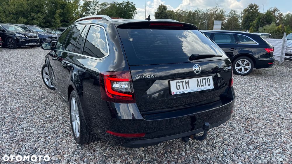 Skoda Octavia 2.0 TSI DSG Style - 12