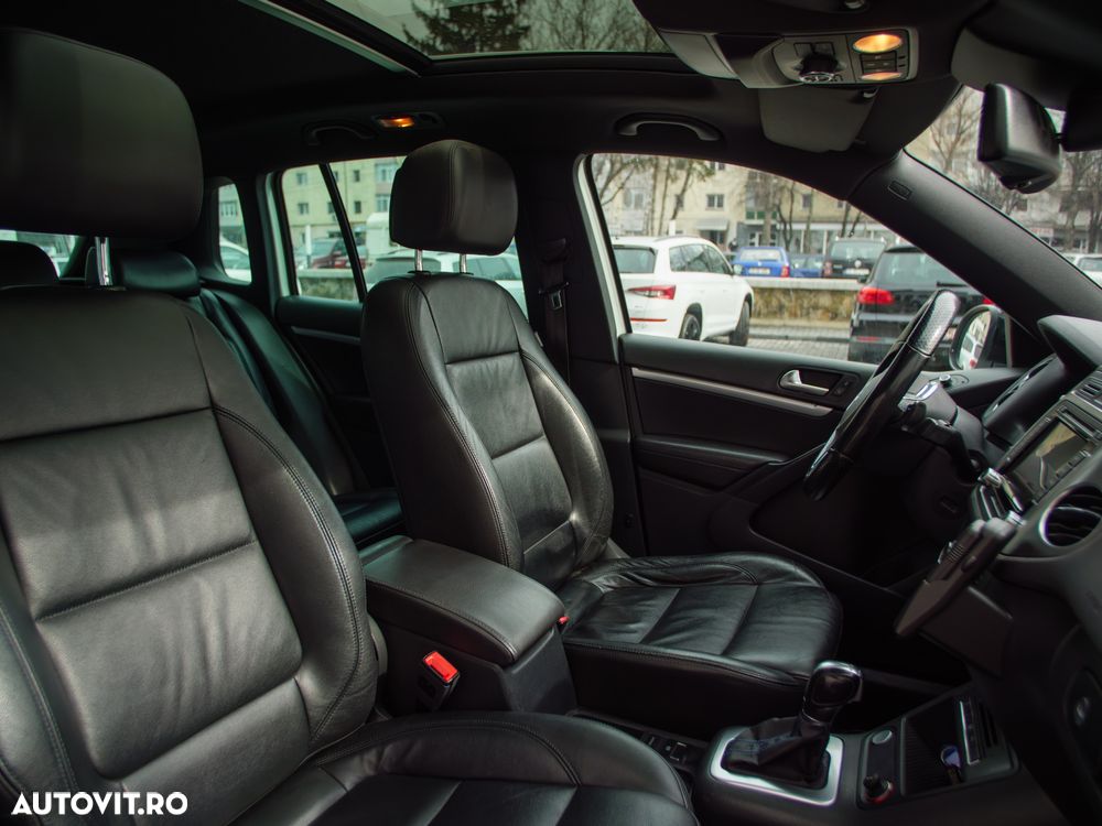 Volkswagen Tiguan 2.0 TDI 4Motion DSG BMT Sport & Style - 6