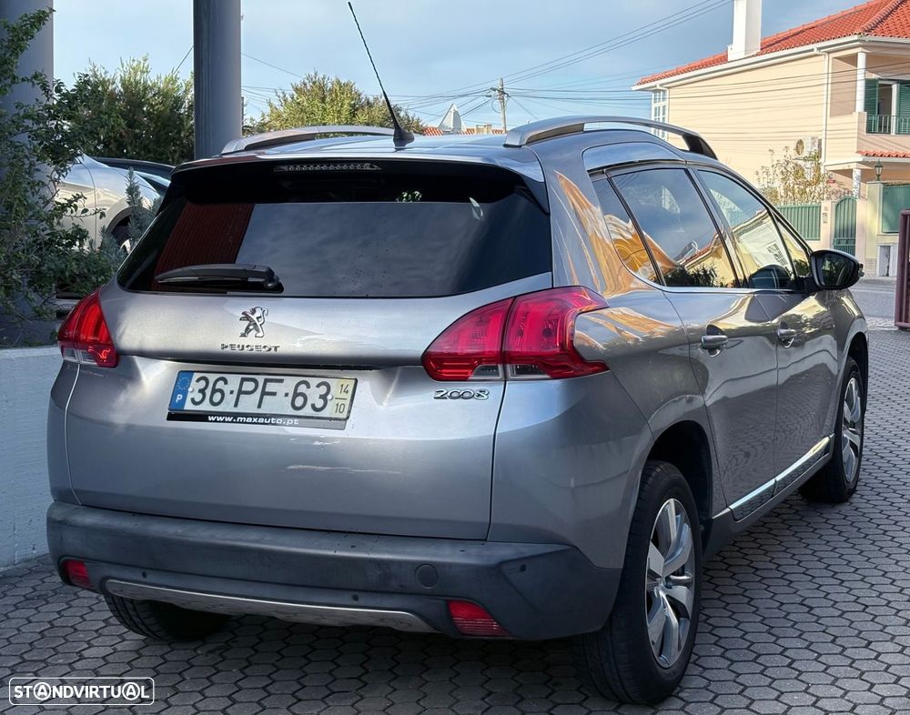 Peugeot 2008 1.2 PureTech Allure - 18