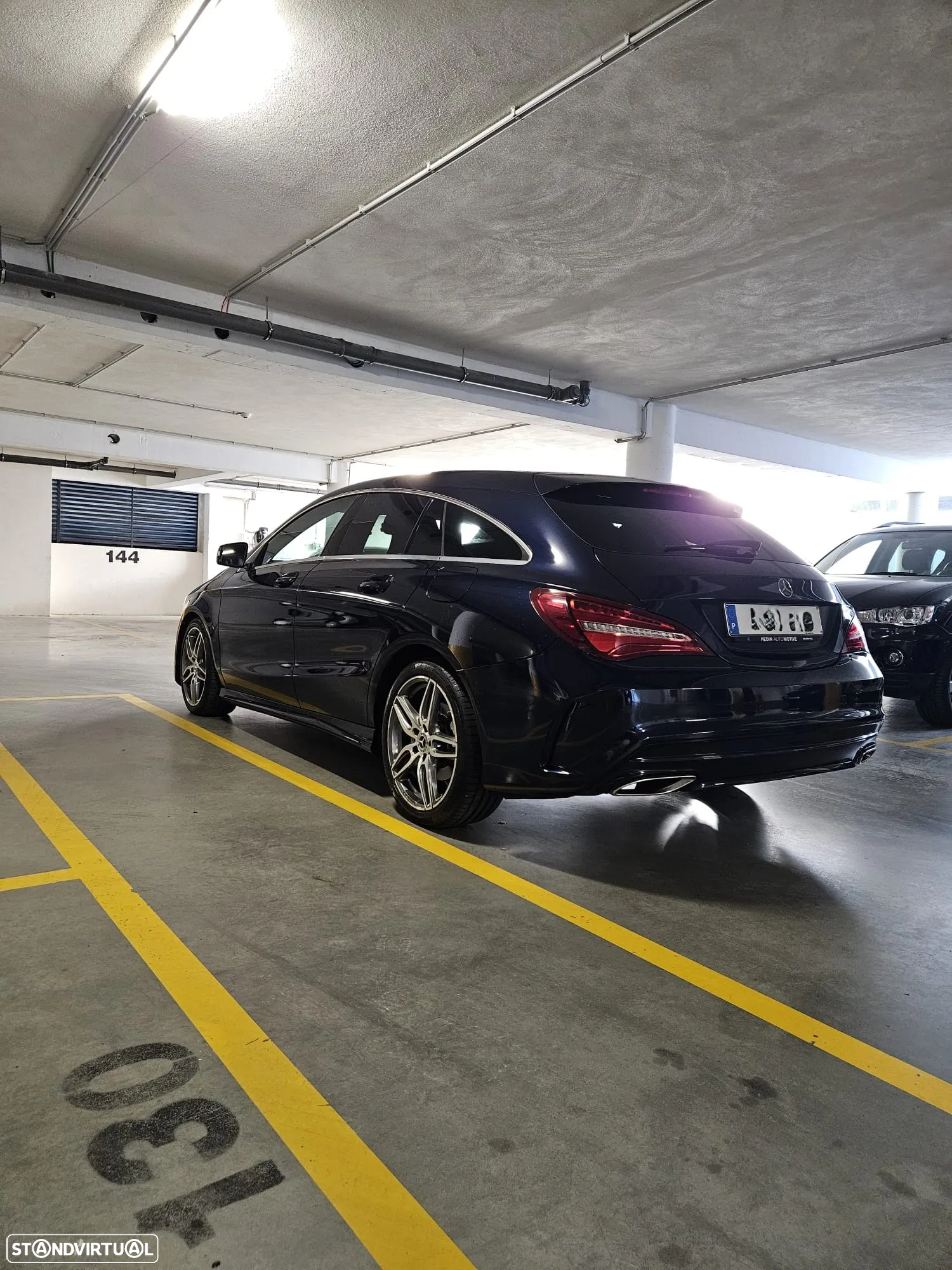Mercedes-Benz CLA 200 Shooting Brake d 7G-DCT AMG Line - 2