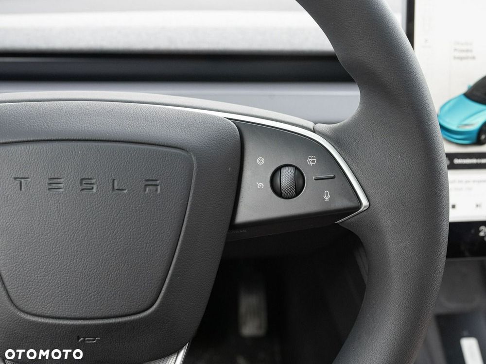 Tesla Model 3 - 14