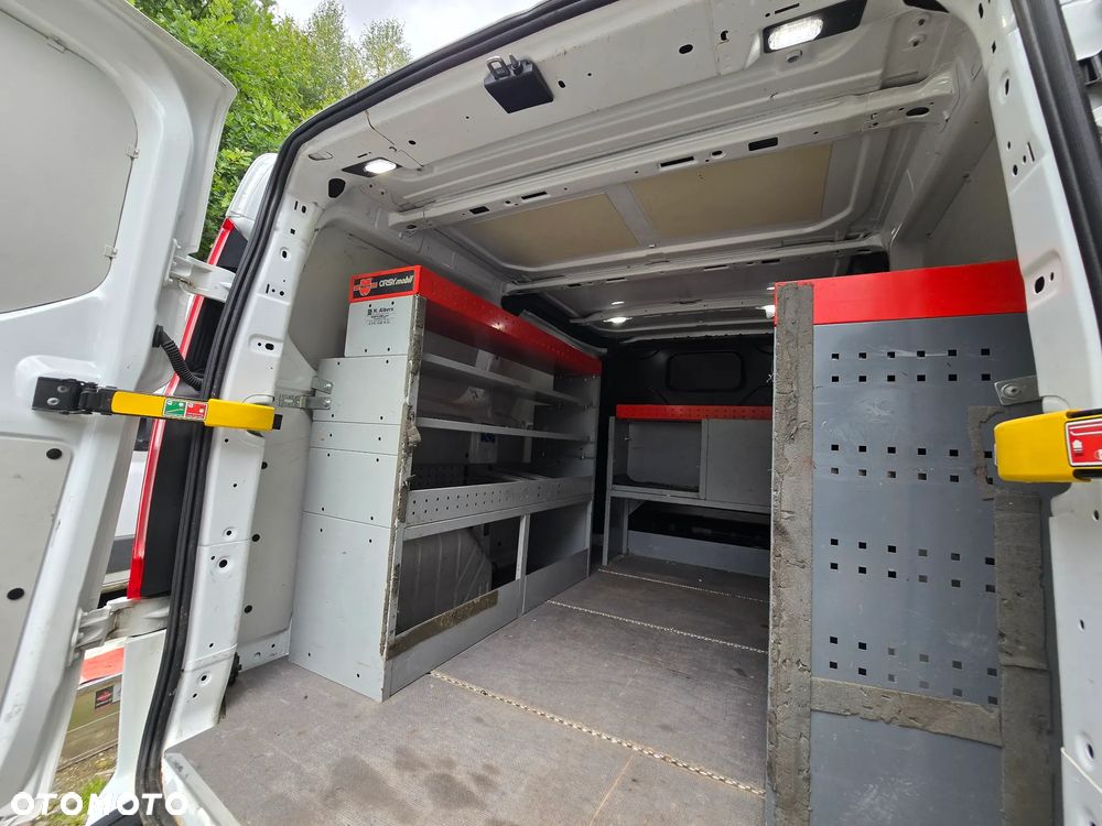 Ford Transit Custom - 23