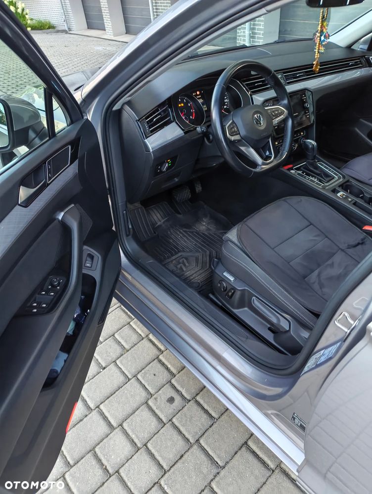 Volkswagen Passat 2.0 TSI Business DSG - 16