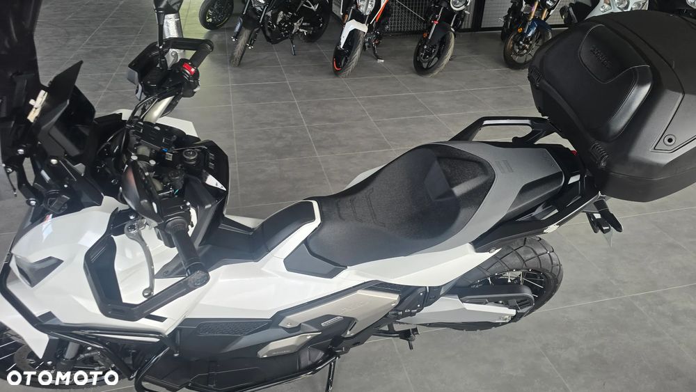 Honda X-ADV - 8
