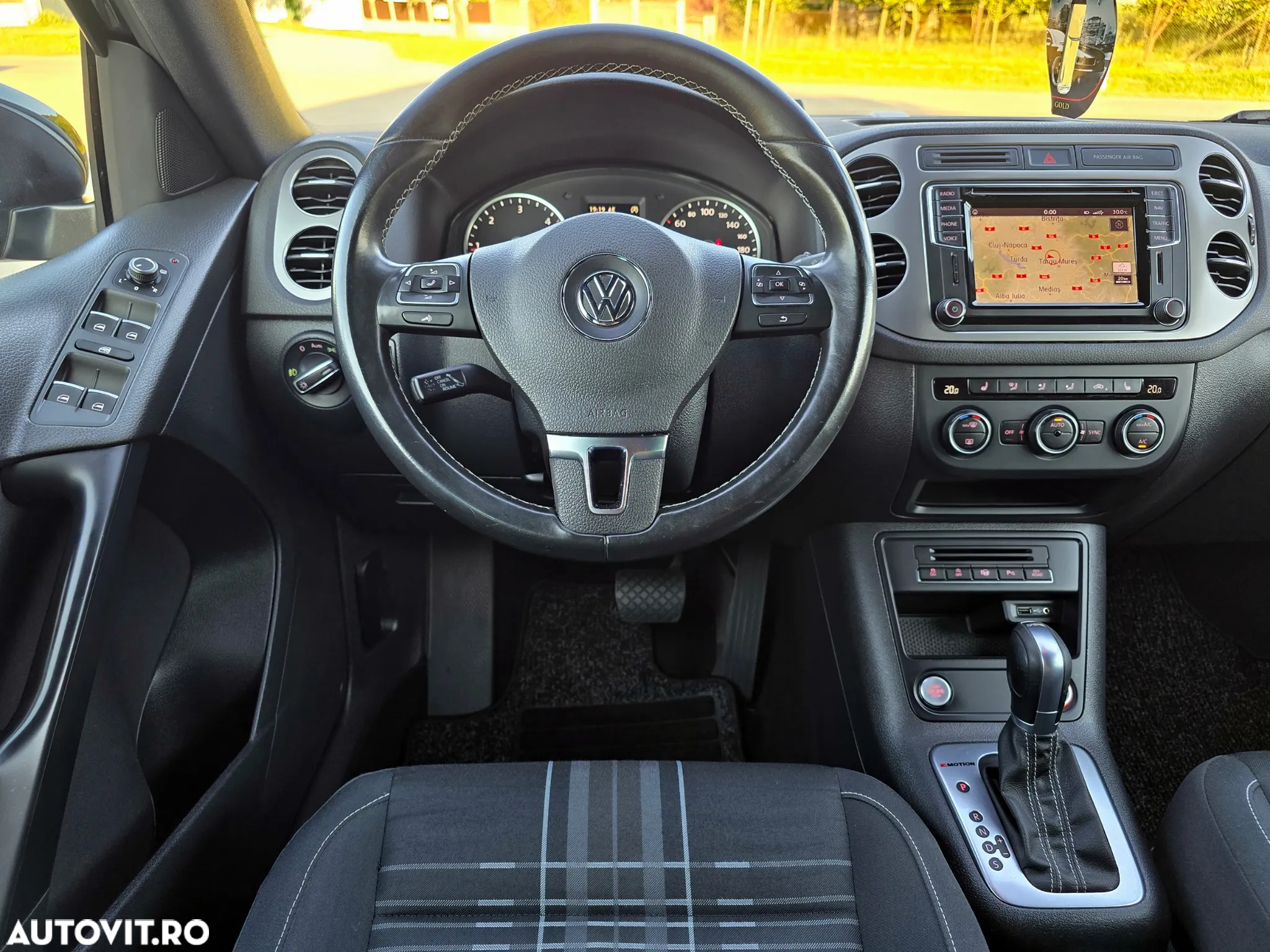 Volkswagen Tiguan 2.0 TDI SCR 4MOTION BlueMotion Technology DSG Lounge Track & Style - 17