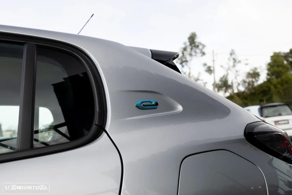 Peugeot e-208 50 kWh Allure - 11