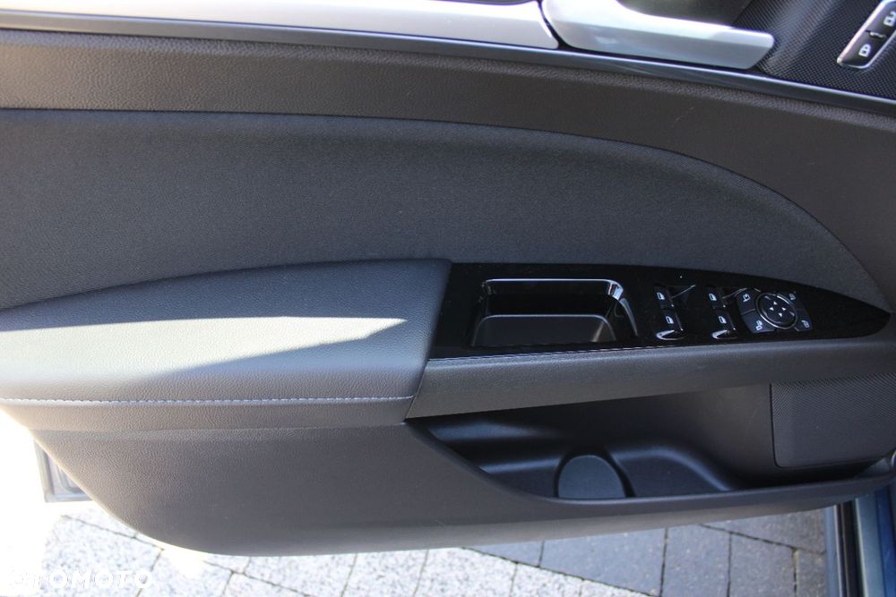 Ford Mondeo - 20