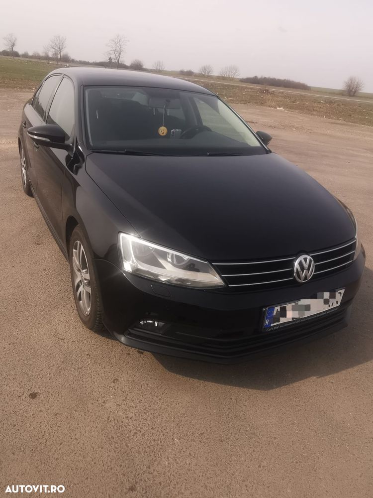 Volkswagen Jetta 2.0 TDI Comfortline - 3