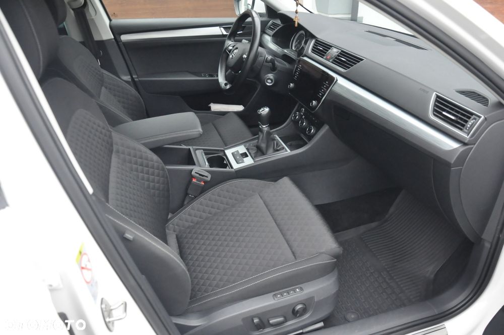 Skoda Superb - 19