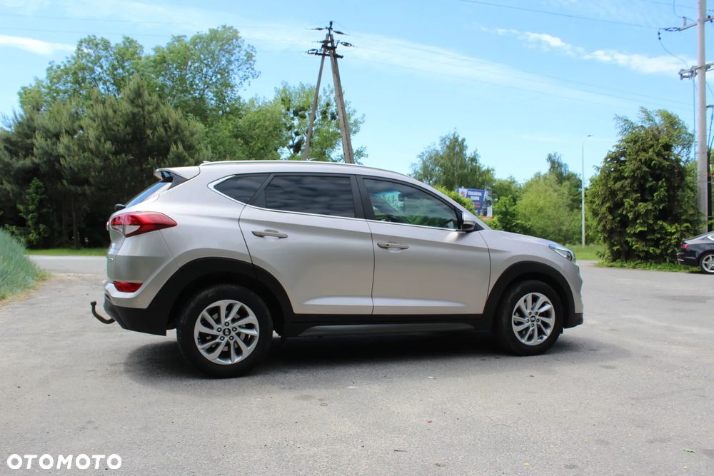 Hyundai Tucson blue 1.7 CRDi 2WD DCT Premium - 12