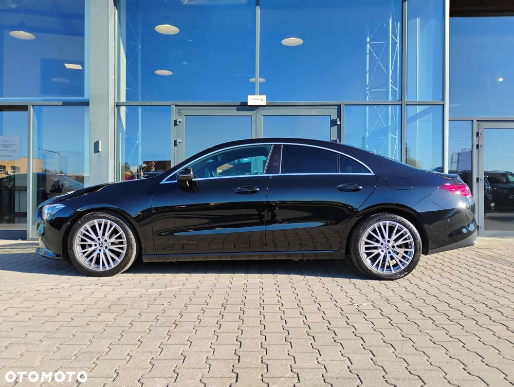 Mercedes-Benz CLA 180 Progressive 7G-DCT - 8