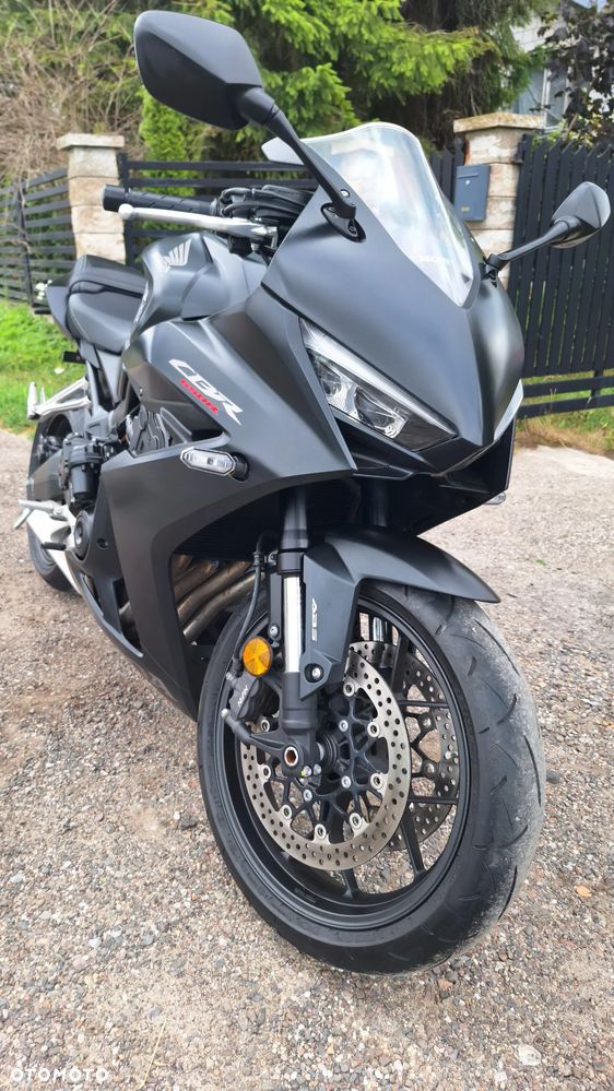 Honda CBR - 28