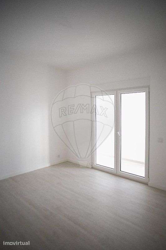 Apartamento T2 para arrendamento - Grande imagem: 4/36