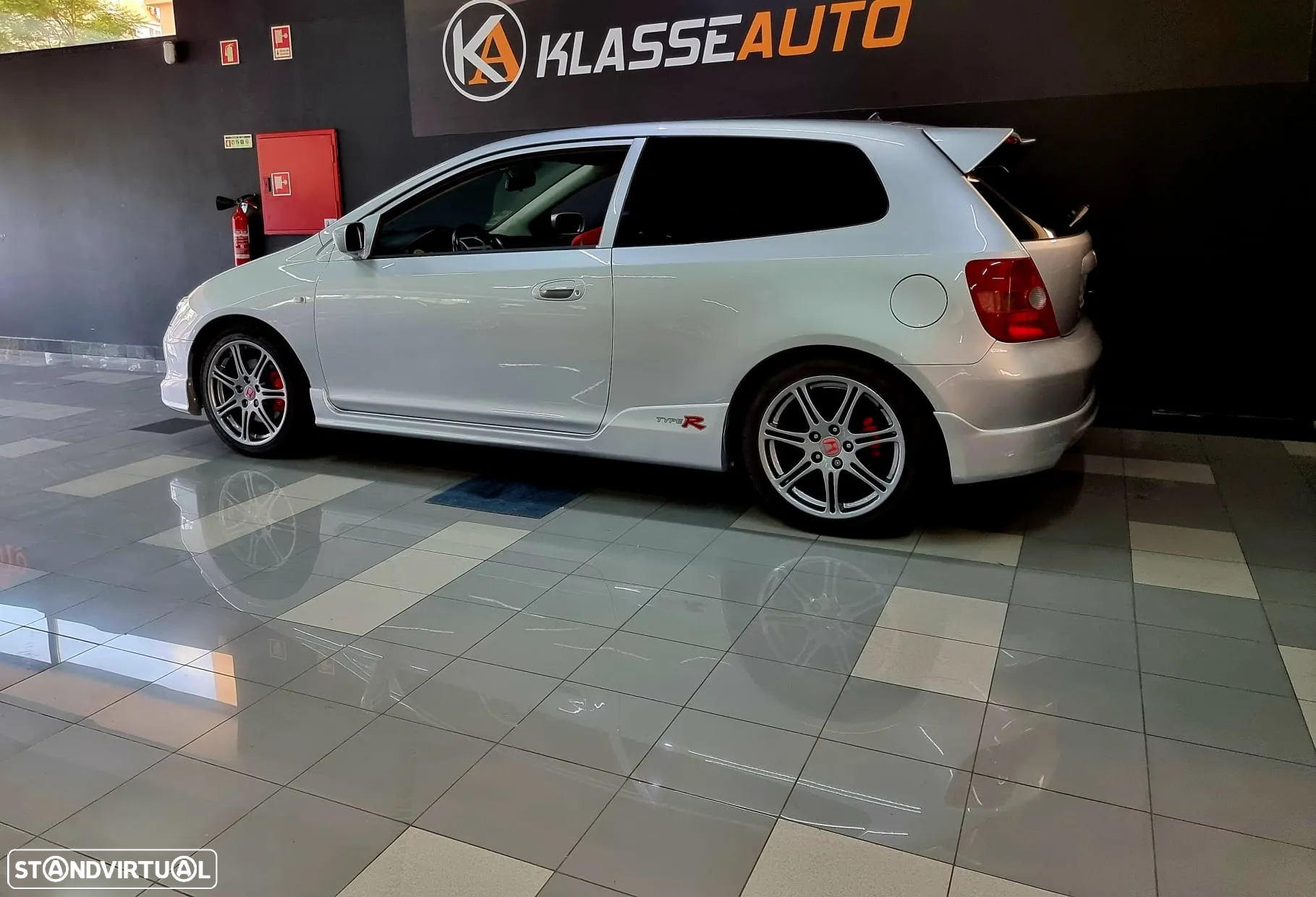 Honda Civic 2.0 Type-R 30th - 7
