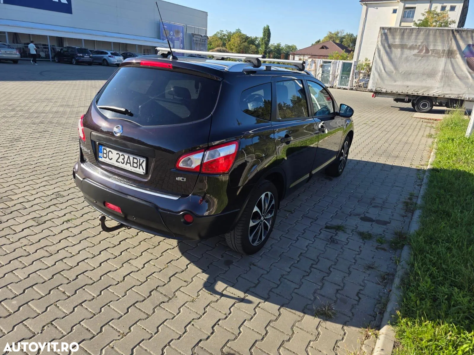 Nissan Qashqai+2 - 5