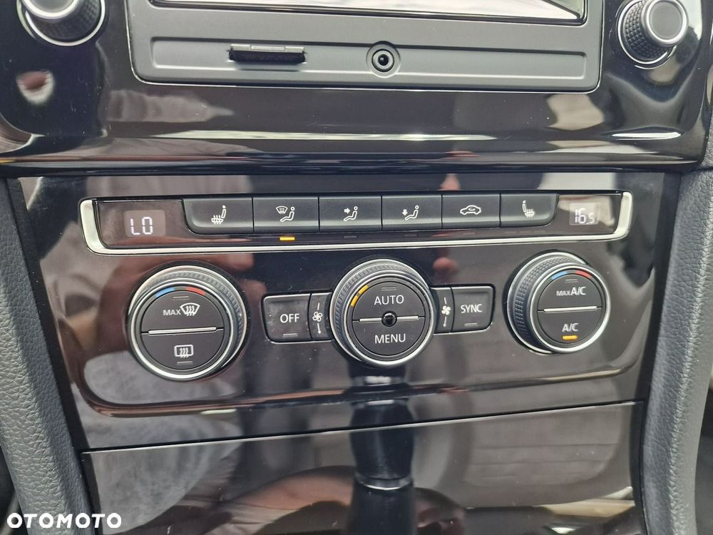 Volkswagen Golf 1.4 TSI (BlueMotion Technology) Highline - 26