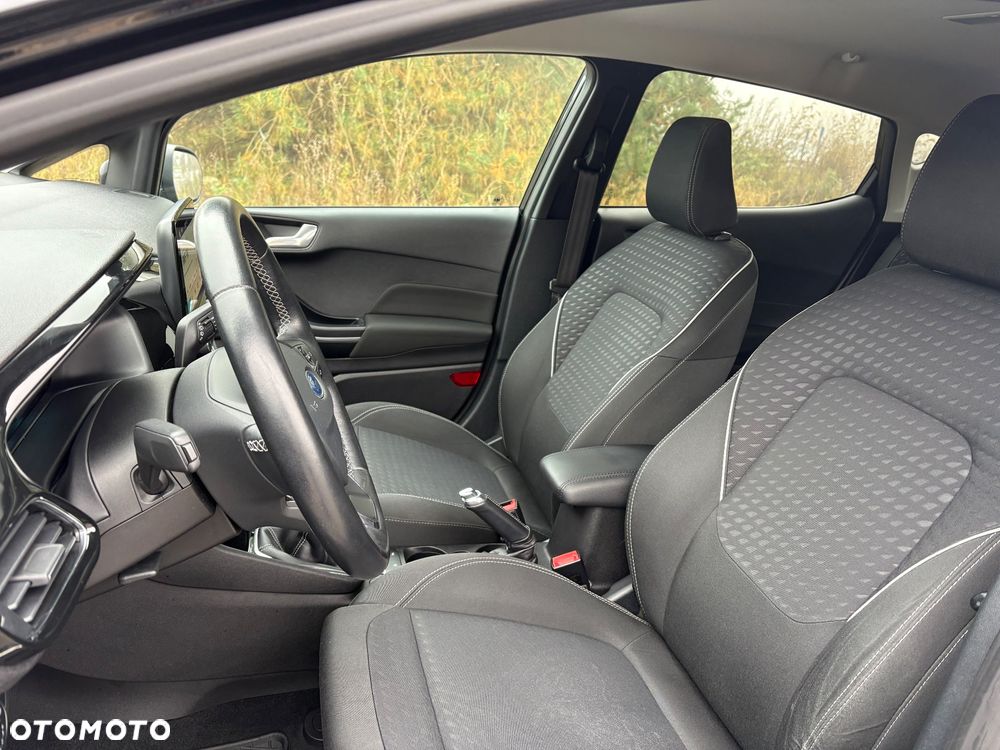 Ford Fiesta 1.0 EcoBoost S&S TITANIUM - 12
