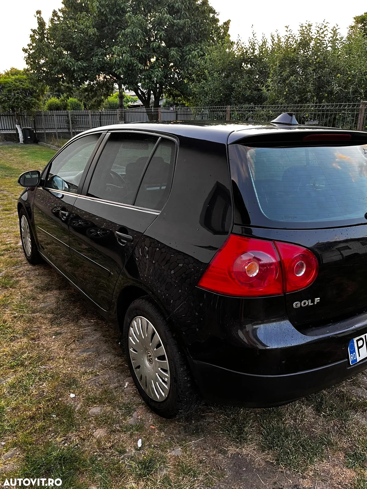 Volkswagen Golf 1.9 TDI Comfortline DPF - 19