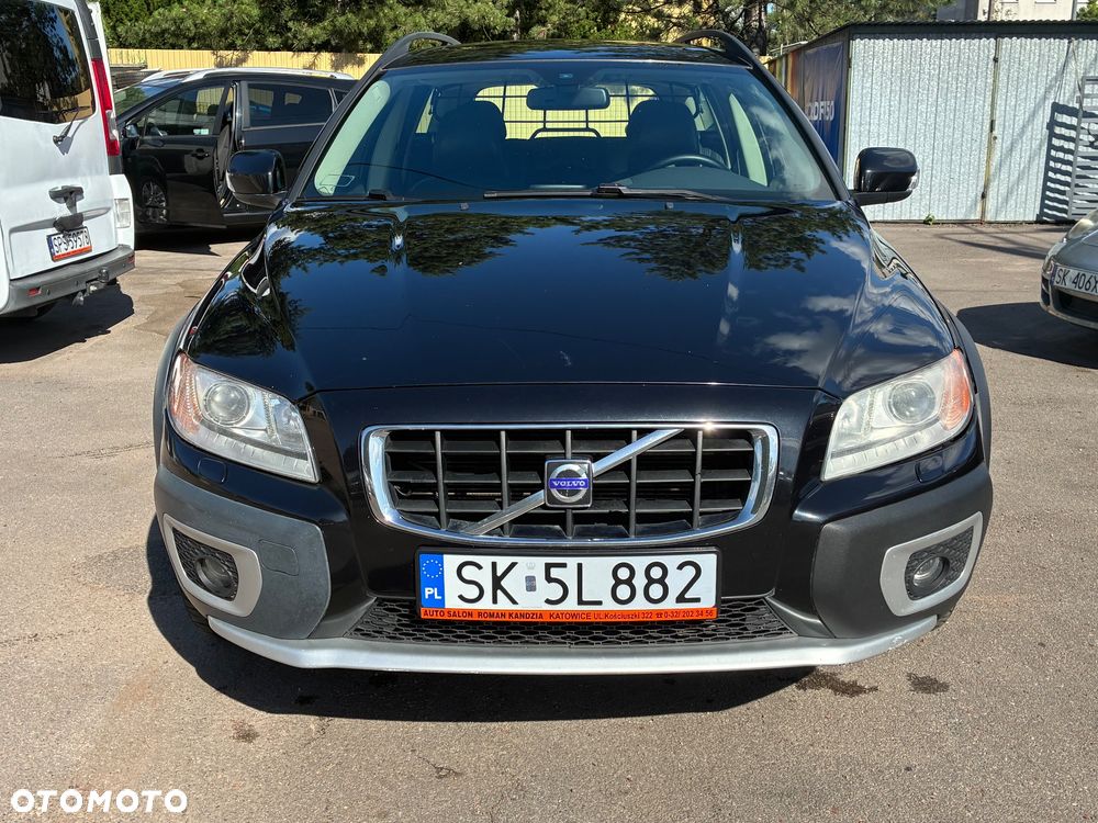 Volvo XC 70 D5 AWD Momentum - 2