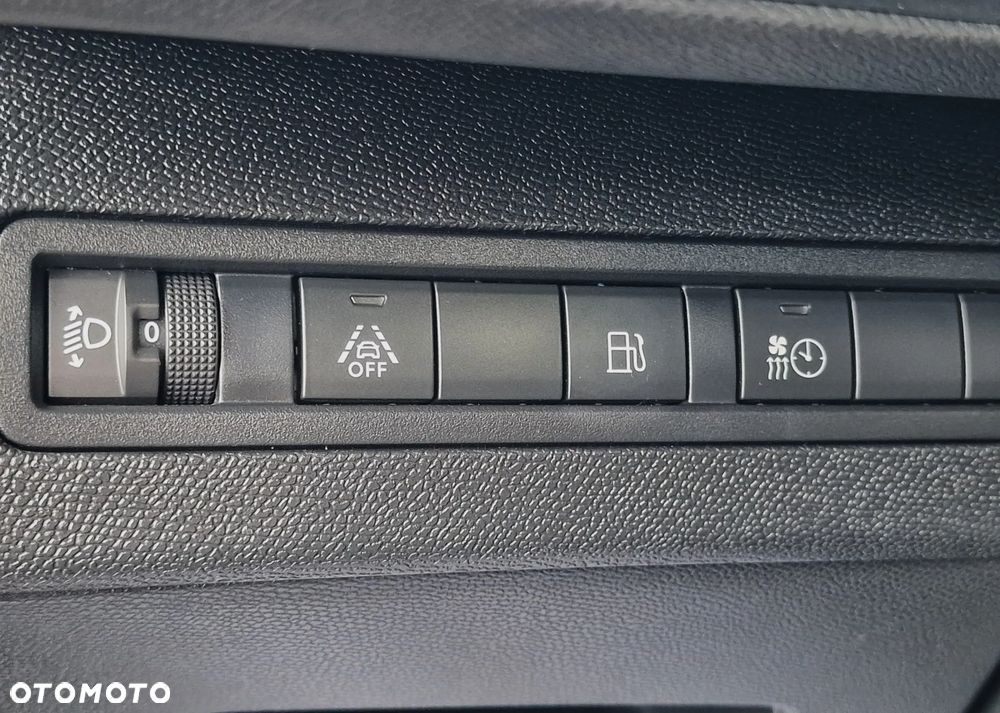 Peugeot 3008 225 e-EAT8 Allure Pack - 21