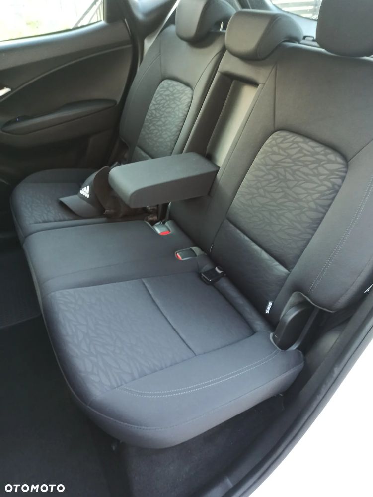 Hyundai ix20 1.6 Comfort - 11