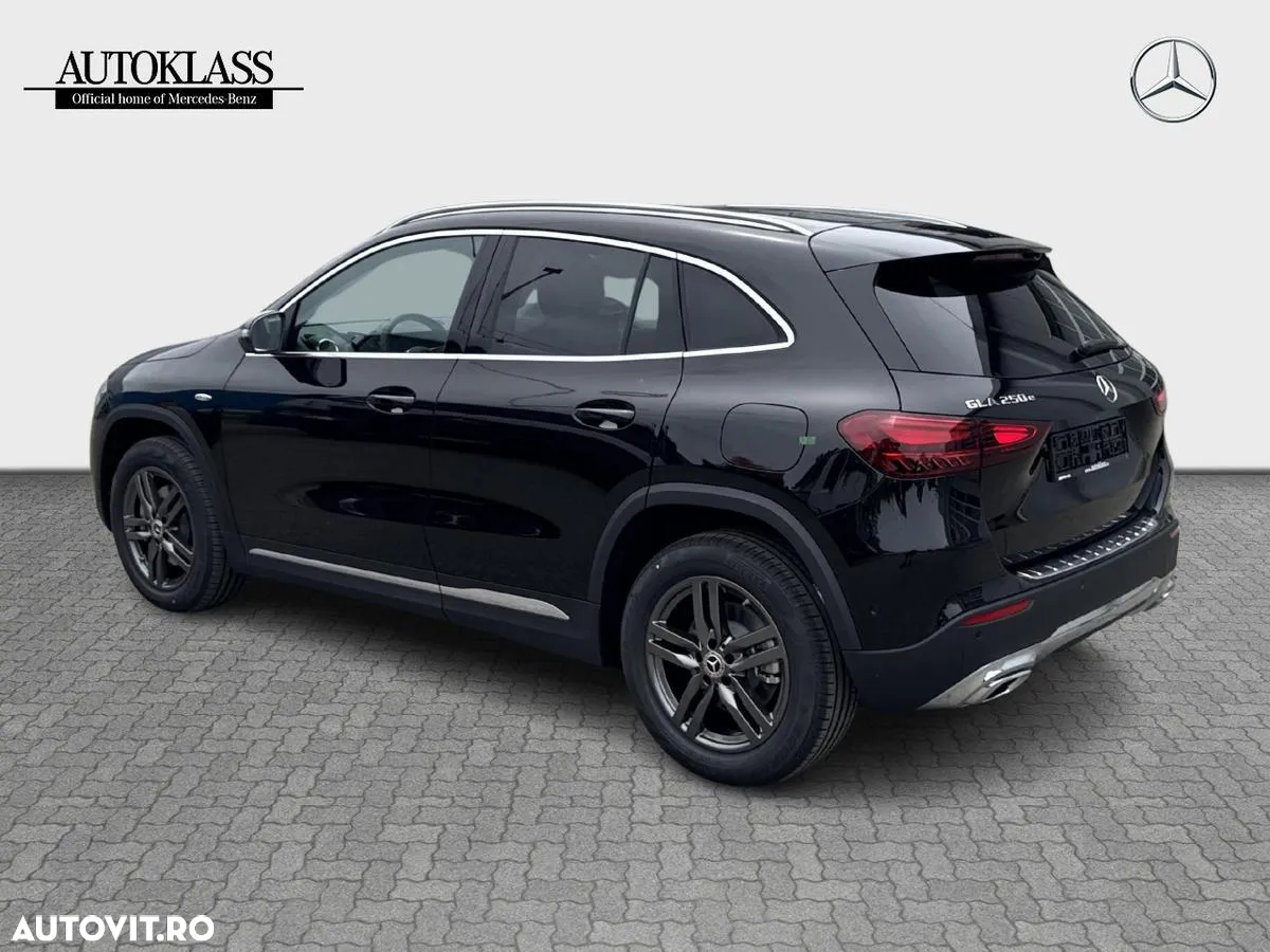 Mercedes-Benz GLA 250 e - 3