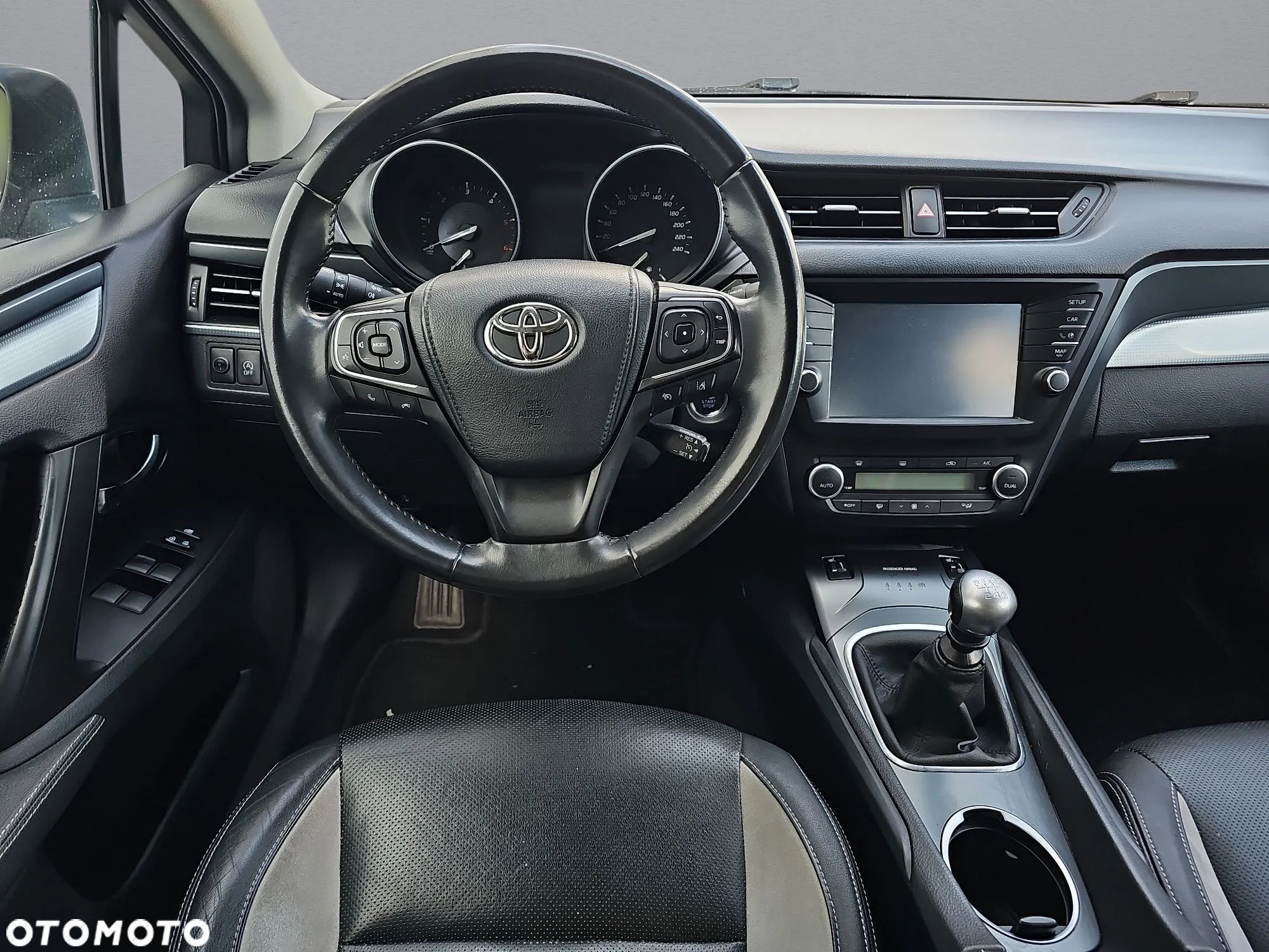 Toyota Avensis 2.0 D-4D Prestige - 38