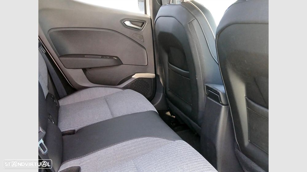 Renault Clio 1.0 TCe Techno - 18
