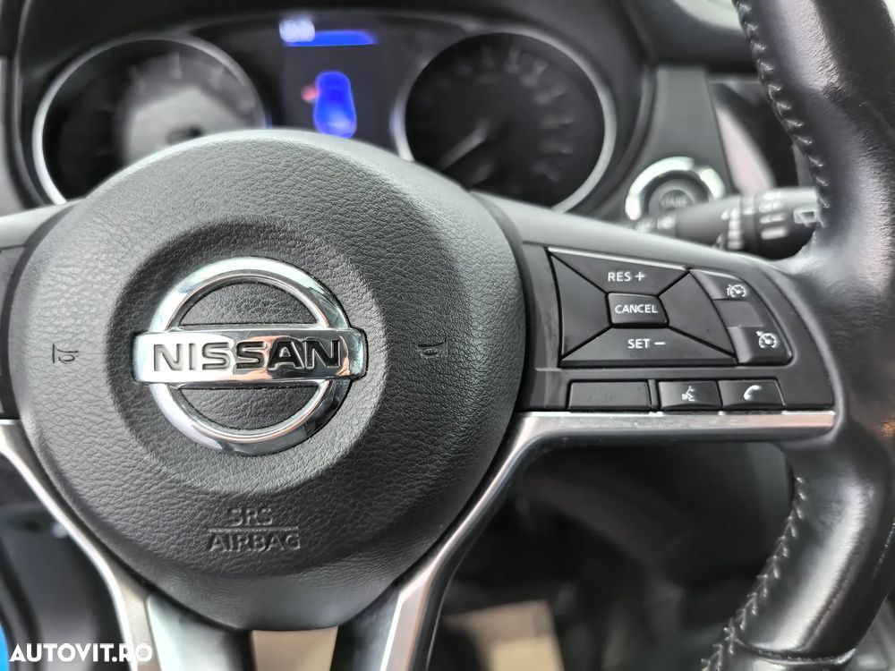 Nissan Qashqai 1.3 138CP 2WD N-Connecta - 18