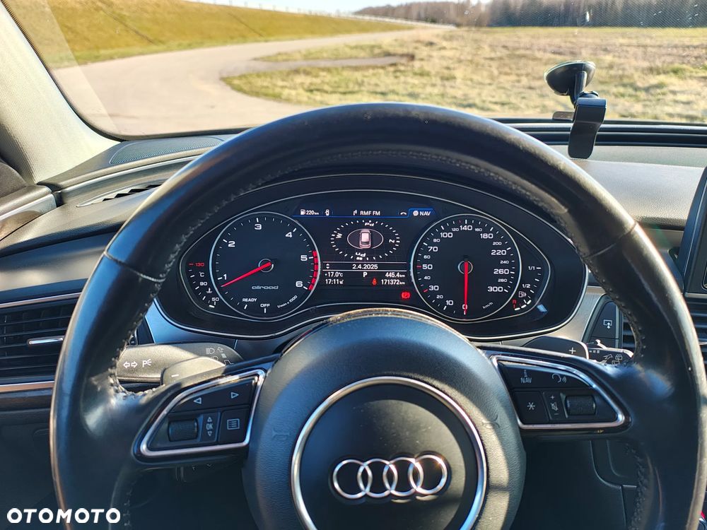 Audi A6 Allroad - 30