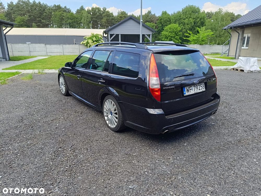 Ford Mondeo V6 ST 220 - 6