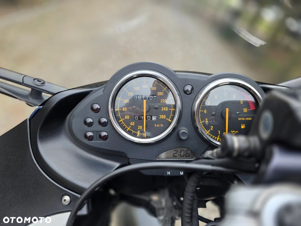 BMW R - 8