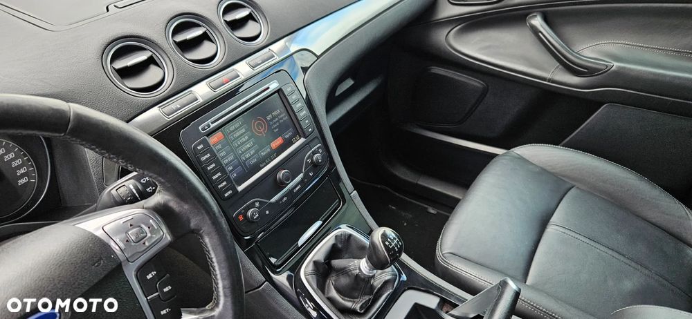 Ford Galaxy 2.0 TDCi Titanium - 30