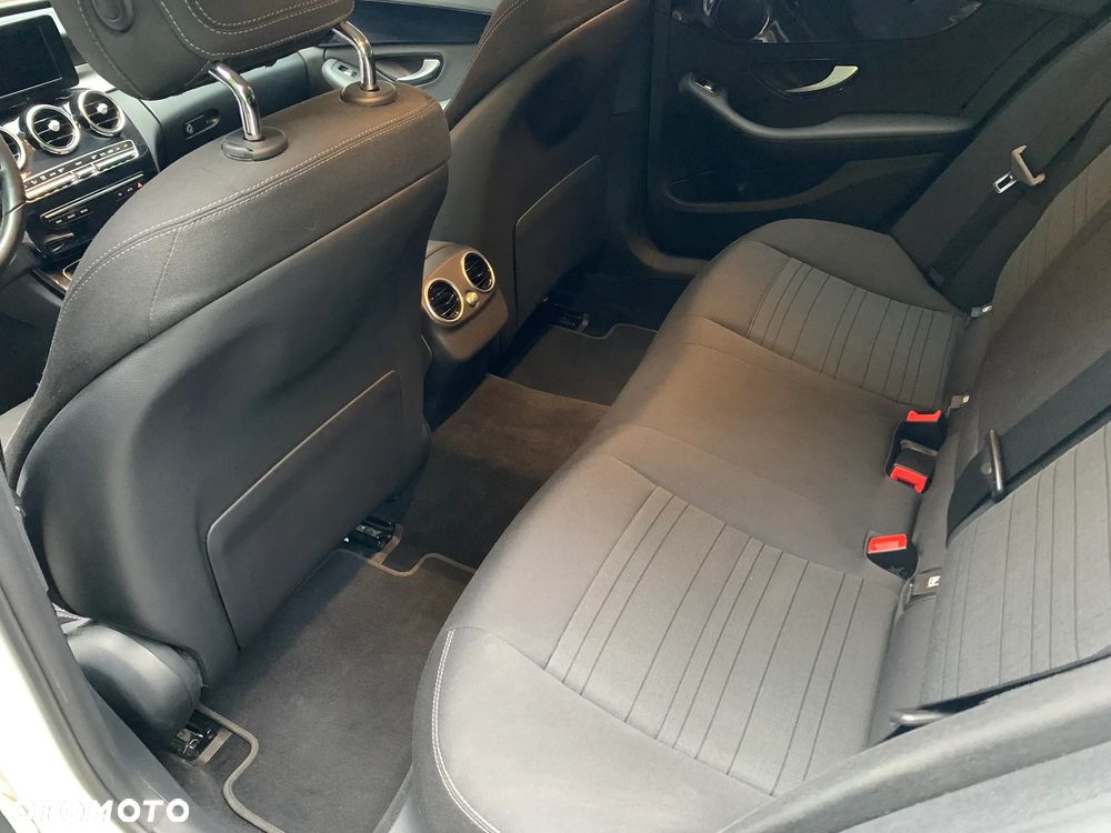 Mercedes-Benz Klasa C - 16