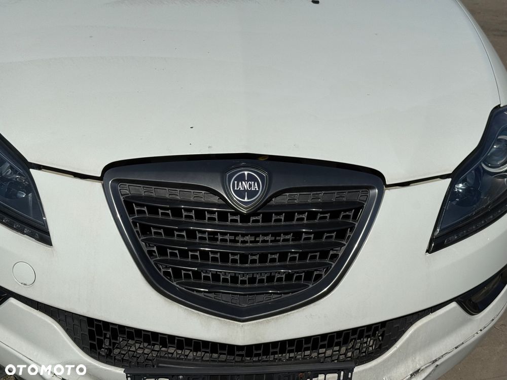 GRILL LANCIA DELTA III - 2