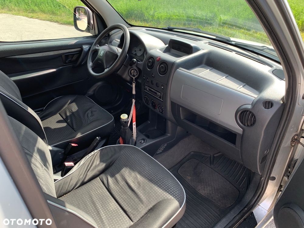 Peugeot Partner Combi 1.4 - 13