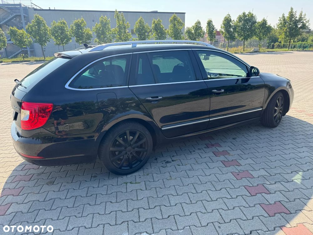 Skoda Superb 2.0 TDI Elegance DSG - 4