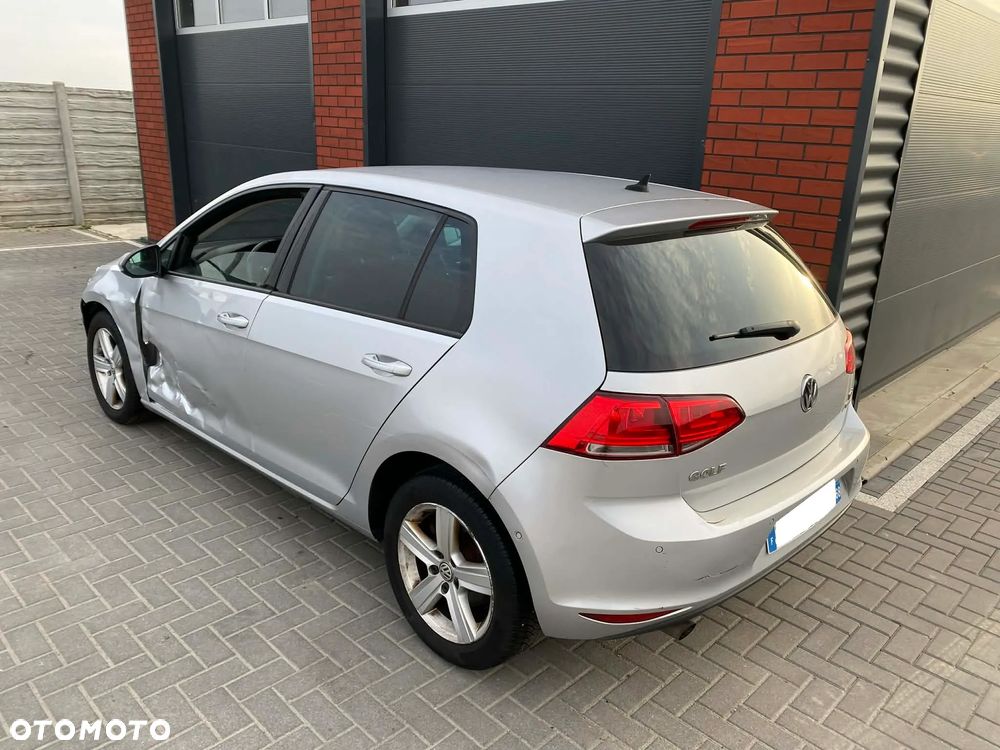 Volkswagen Golf 1.6 TDI BlueMotion Technology DSG Comfortline - 5