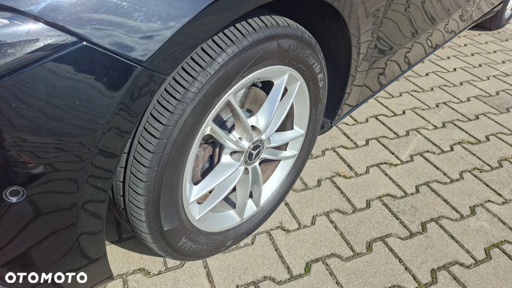 Mercedes-Benz Klasa A 180 Progressive 7G-DCT - 4