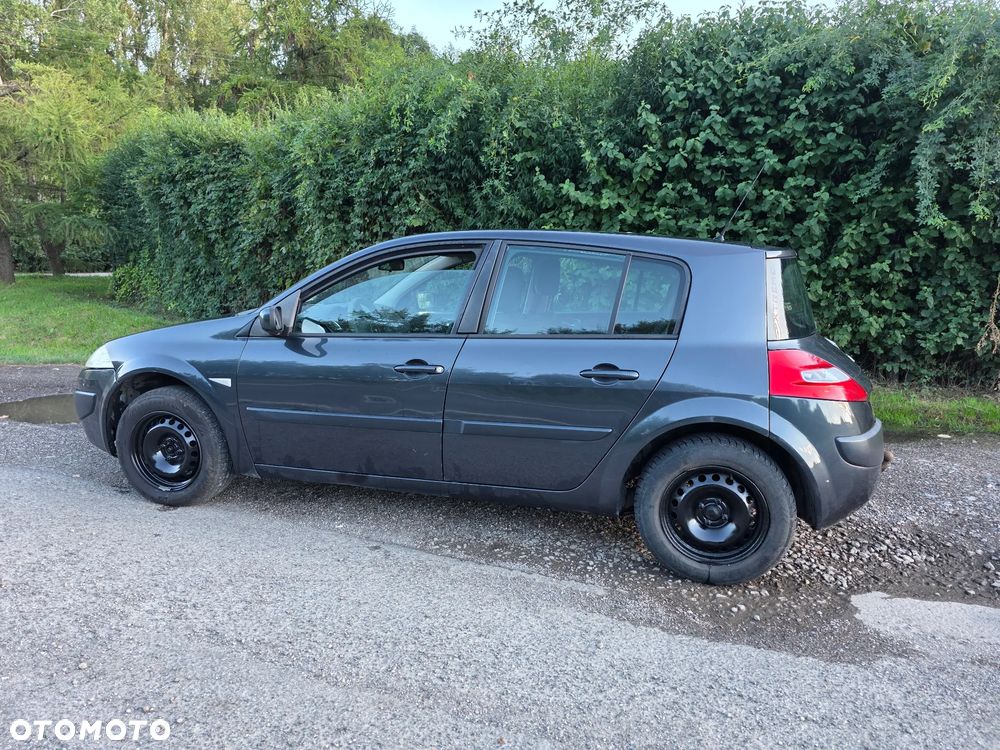 Renault Megane - 2