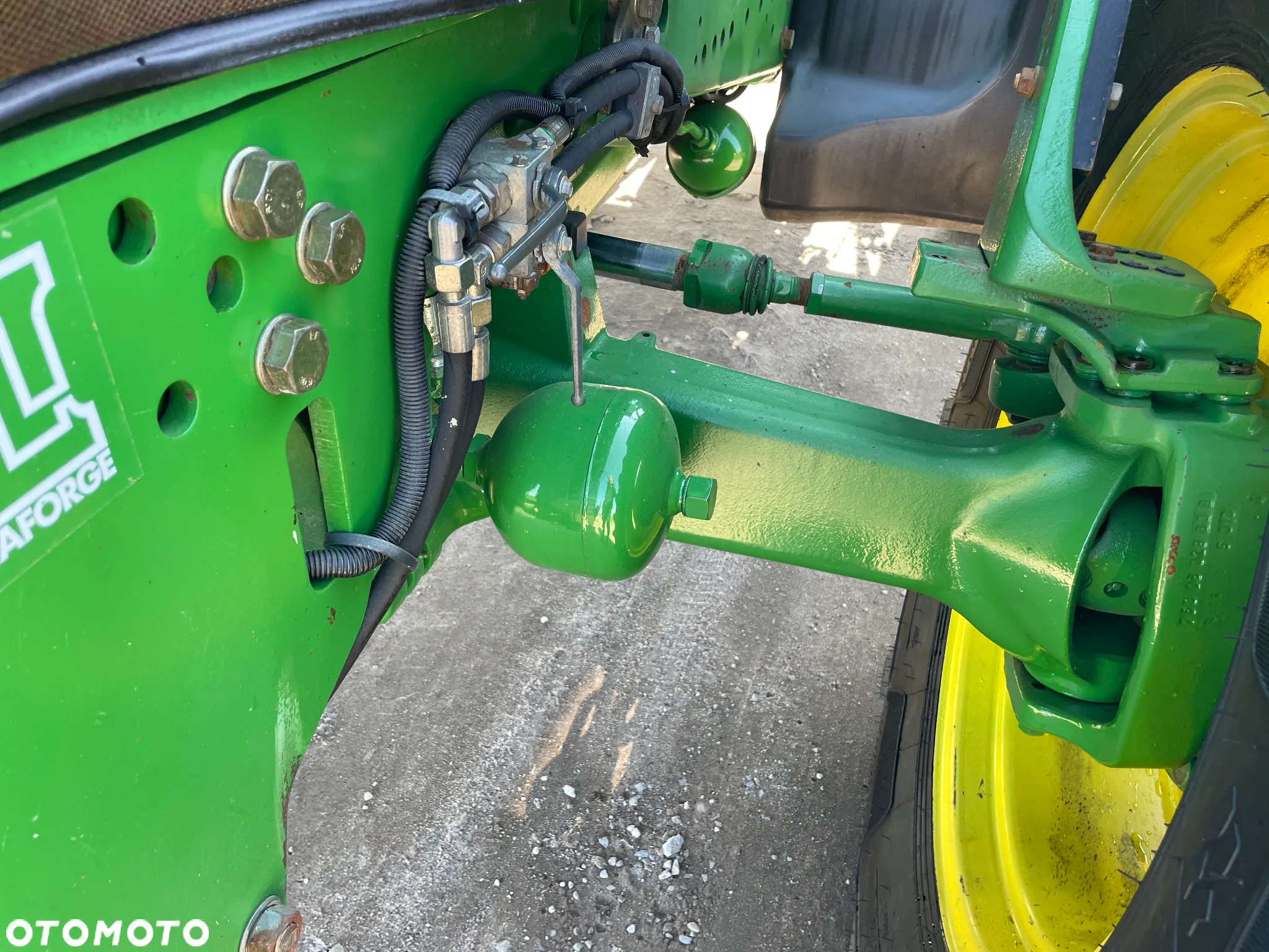 John Deere 6140R - 12